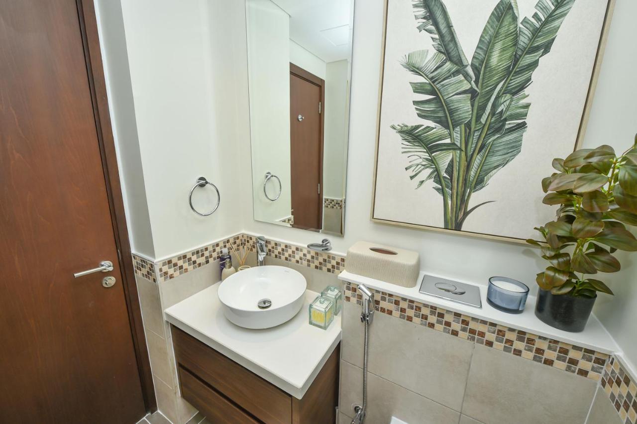 Brand New Reva Residence 1 Bedrooms Apts - Business Bay Dubai Eksteriør bilde